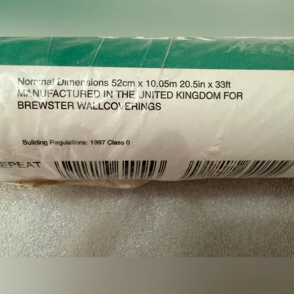 Brewster Home Fashions Washable Prepasted Peelable Wallpaper Defined Octagon